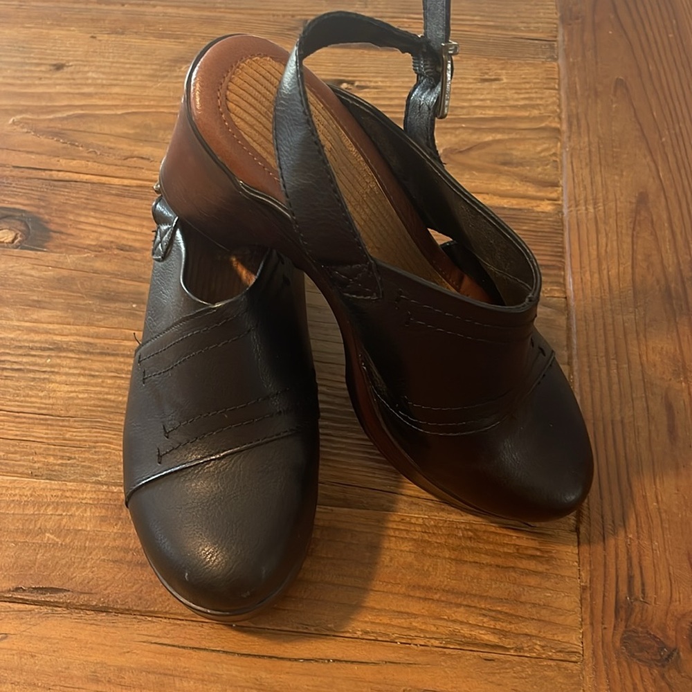 B.O.C.  Clog